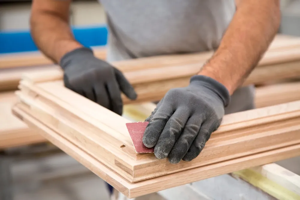 Pose de fenêtres en bois à Saint-Claude